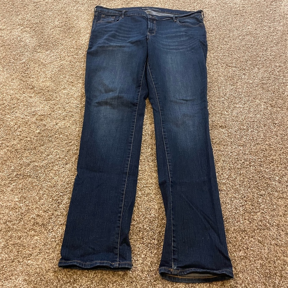 Like NEW! Old Navy OG Mid-Rise Jean